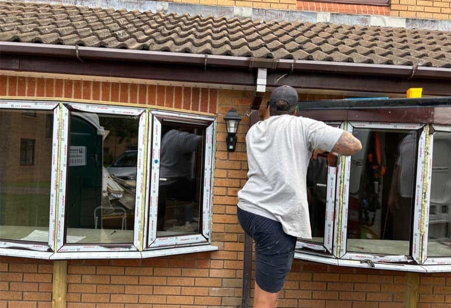 Fitting a bifold door